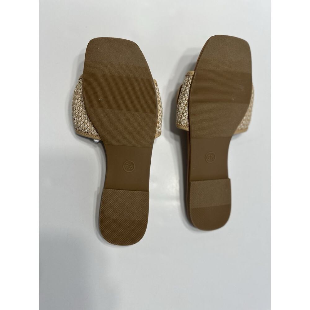A New Day Womens Size 6.5 Bennie Buckle Slide Woven Raffia Tan Sandals - Picture 4 of 5